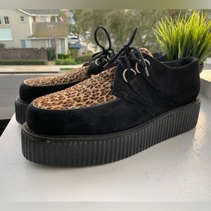 NWOB TUK Black and Leopard VIA Creeper Platform shoes